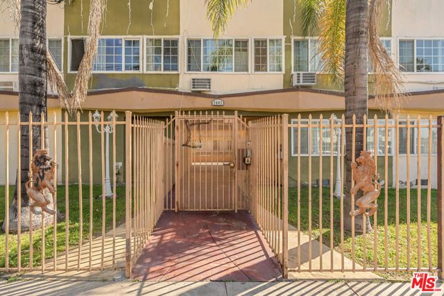 7442 Vineland Avenue, Sun Valley (los Angeles), CA 91352