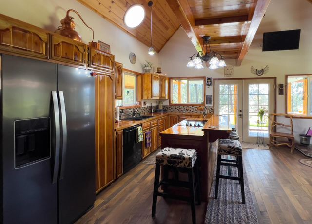 20 River Ranch Rd, Kettle Falls, WA 99141