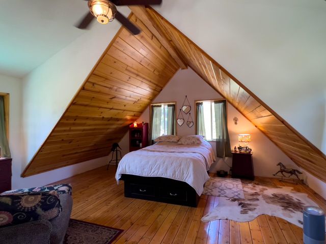 20 River Ranch Rd, Kettle Falls, WA 99141