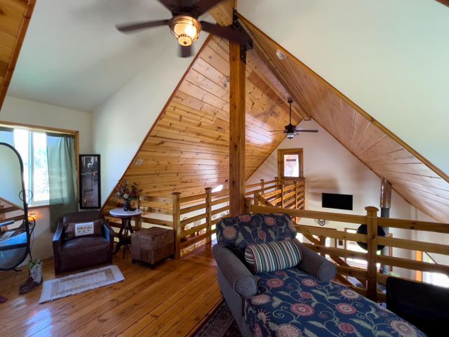 20 River Ranch Rd, Kettle Falls, WA 99141