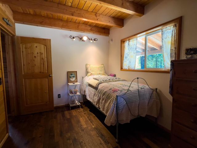 20 River Ranch Rd, Kettle Falls, WA 99141