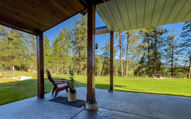 20 River Ranch Rd, Kettle Falls, WA 99141
