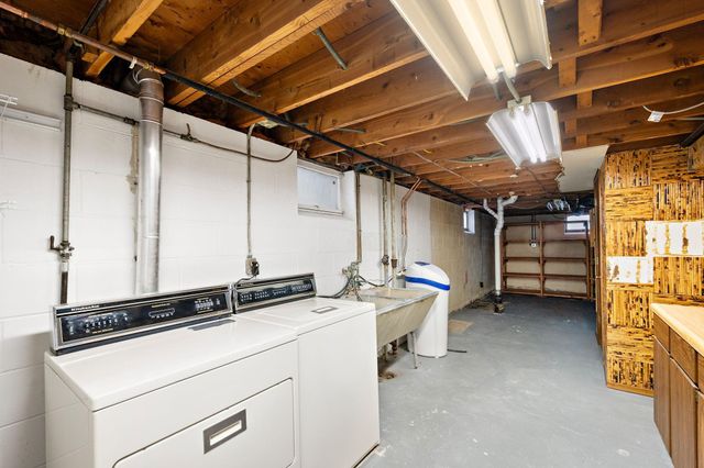 3637 Coolidge Street NE, Saint Anthony, MN 55418