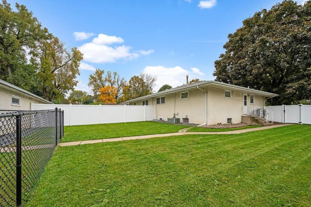 3637 Coolidge Street NE, Saint Anthony, MN 55418