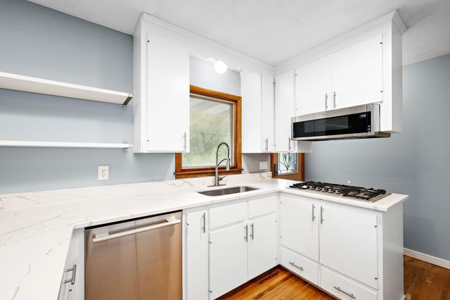 3637 Coolidge Street NE, Saint Anthony, MN 55418