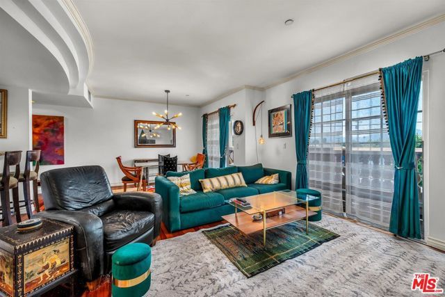 4832 Whitsett Avenue 202, Valley Village, CA 91607