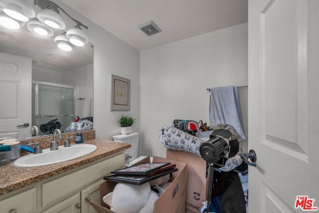 4832 Whitsett Avenue 202, Valley Village, CA 91607