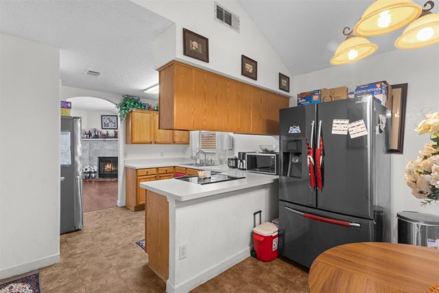 300 Comiskey Court, Saginaw, TX 76179