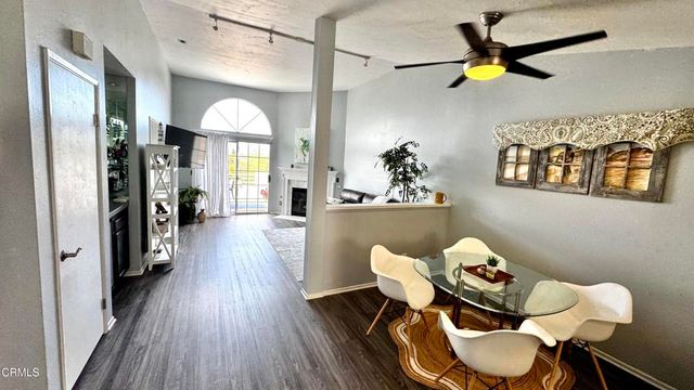 2623 Antonio Drive 306, Camarillo, CA 93010