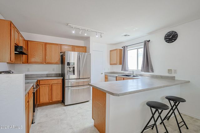 3302 W HIDALGO Avenue, Phoenix, AZ 85041