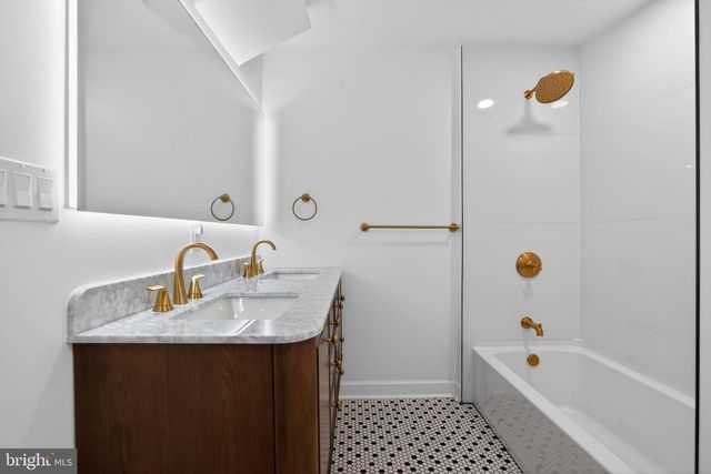 206 ADMIRAL DR, Annapolis, MD 21401