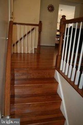 8041 TREVOR PL, Vienna, VA 22182