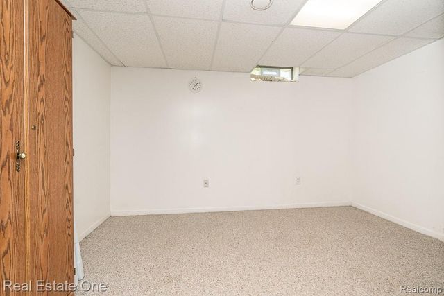 1081 Clearview Drive, Oxford, MI 48371