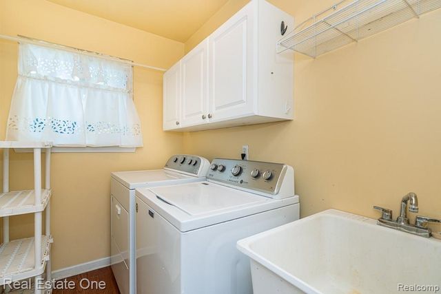 1081 Clearview Drive, Oxford, MI 48371