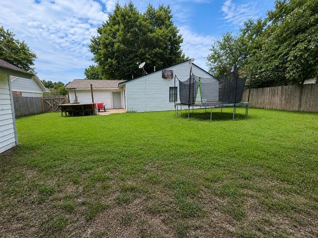 7139 HILLSHIRE DR, Memphis, TN 38133