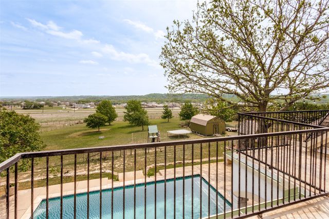 239 Hidden Creek Road, Cresson, TX 76035