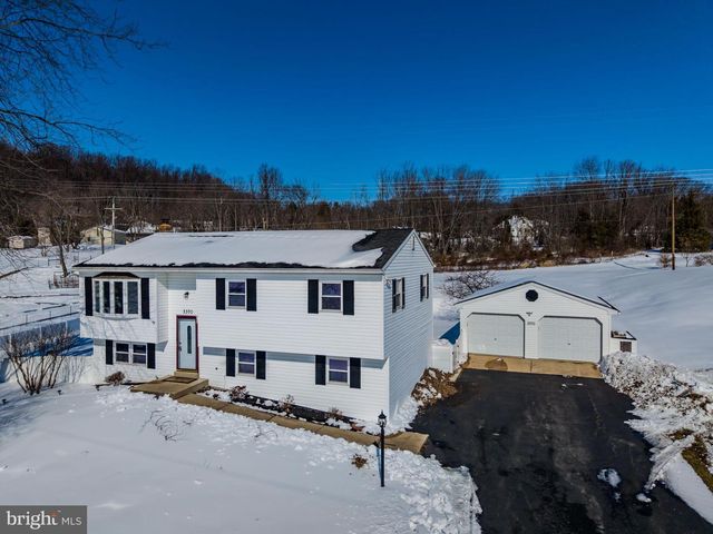 3370 GRANDVIEW DR, York Haven, PA 17370