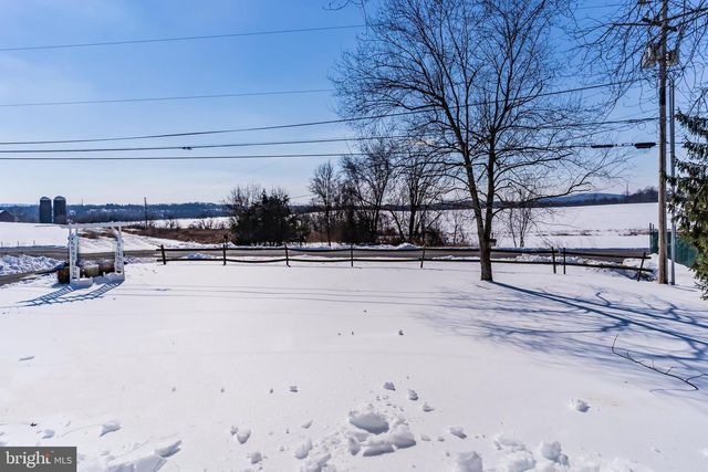 3370 GRANDVIEW DR, York Haven, PA 17370