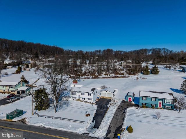 3370 GRANDVIEW DR, York Haven, PA 17370