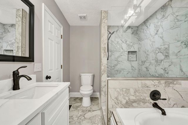 202 Spring Valley Lane, Ringgold, GA 30736