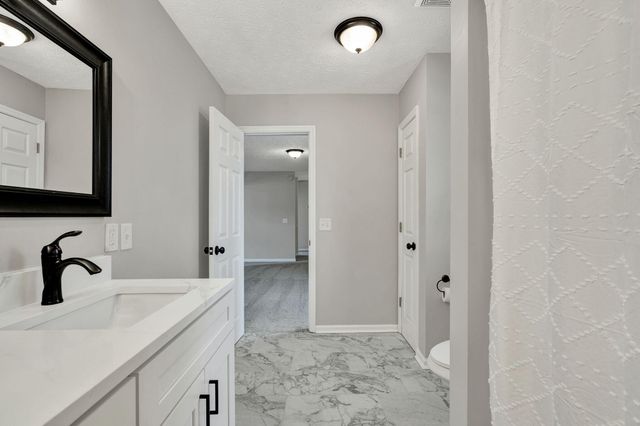 202 Spring Valley Lane, Ringgold, GA 30736