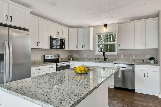 202 Spring Valley Lane, Ringgold, GA 30736