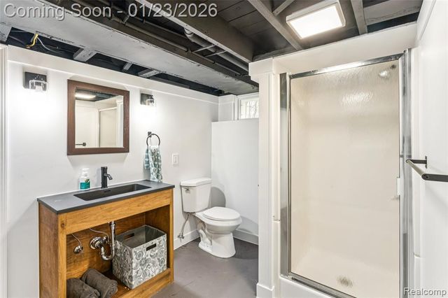 9398 Ortonville Road, Clarkston, MI 48348