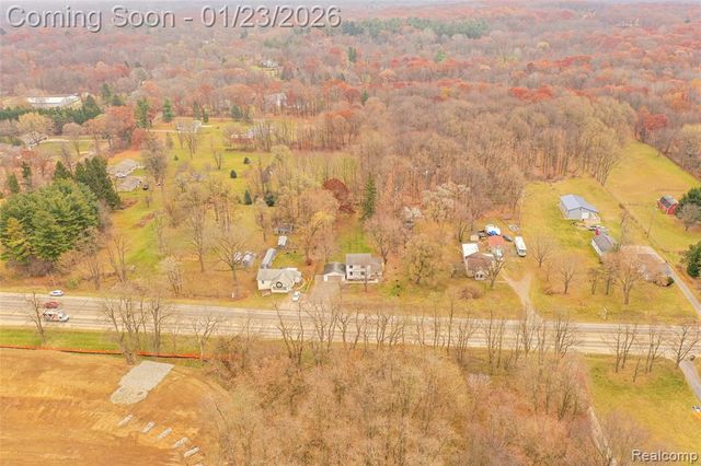 9398 Ortonville Road, Clarkston, MI 48348