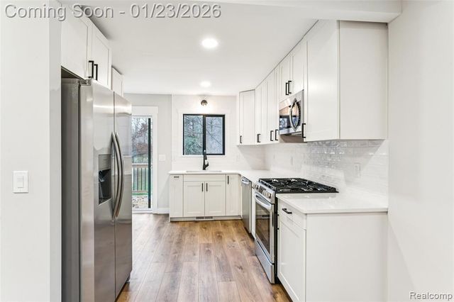 9398 Ortonville Road, Clarkston, MI 48348