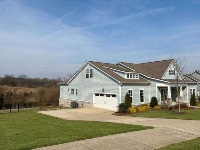 1136 Princeton Hills Dr, Nolensville, TN 37135