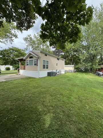 414 Skyline Drive, Edgerton, WI 53534