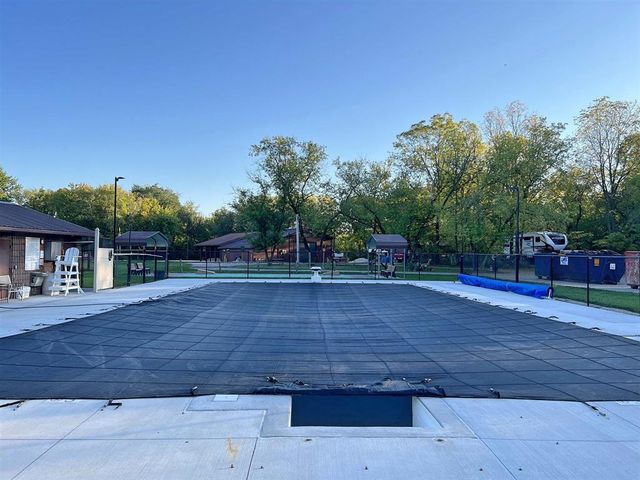 414 Skyline Drive, Edgerton, WI 53534