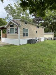 414 Skyline Drive, Edgerton, WI 53534