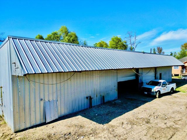 1307 Paul Quinn Street, Houston, TX 77091
