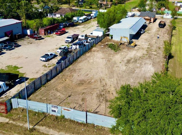 1307 Paul Quinn Street, Houston, TX 77091