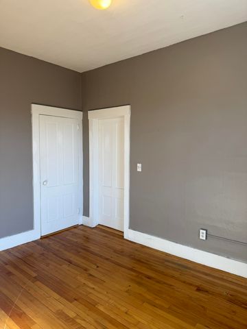 9 depot Street, Newport, NH 03773