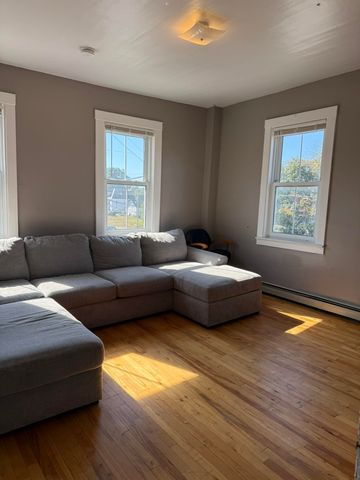 9 depot Street, Newport, NH 03773