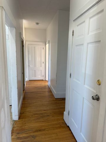 9 depot Street, Newport, NH 03773