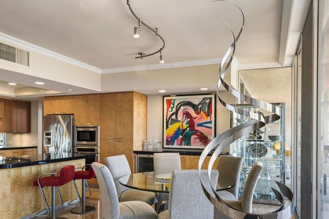 899 Island Drive 402, Rancho Mirage, CA 92270