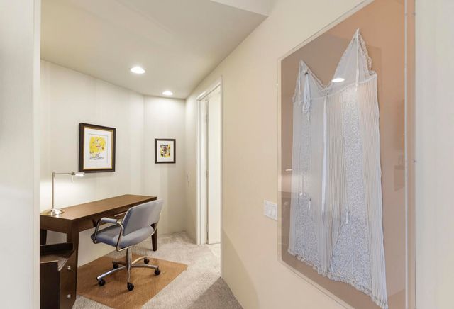 899 Island Drive 402, Rancho Mirage, CA 92270