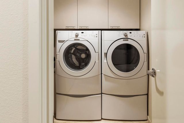 899 Island Drive 402, Rancho Mirage, CA 92270