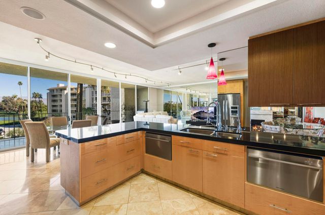 899 Island Drive 402, Rancho Mirage, CA 92270