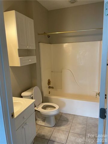 8757 Coralbell Lane, Charlotte, NC 28213
