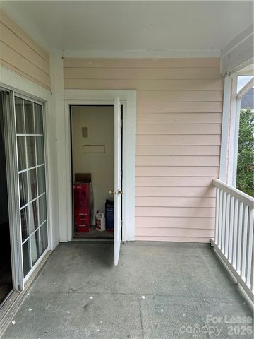 8757 Coralbell Lane, Charlotte, NC 28213