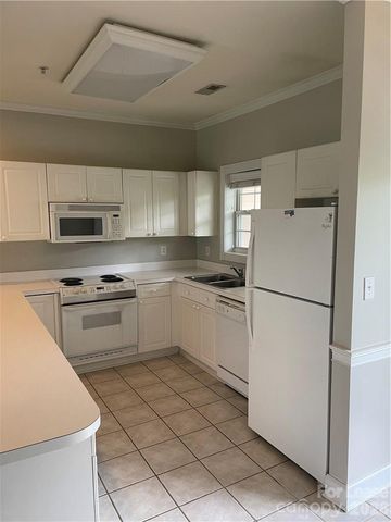 8757 Coralbell Lane, Charlotte, NC 28213