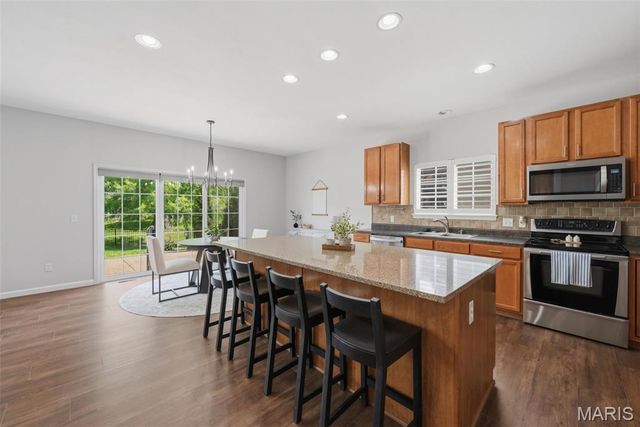 19 Milton Brennan Manor Court, Wentzville, MO 63385