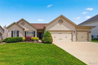 19 Milton Brennan Manor Court, Wentzville, MO 63385