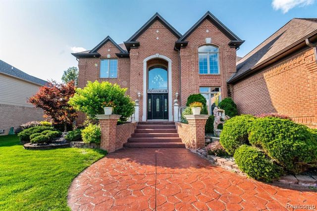 57629 Stonebriar Drive, Washington, MI 48094