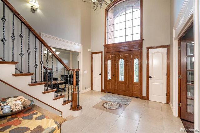 57629 Stonebriar Drive, Washington, MI 48094