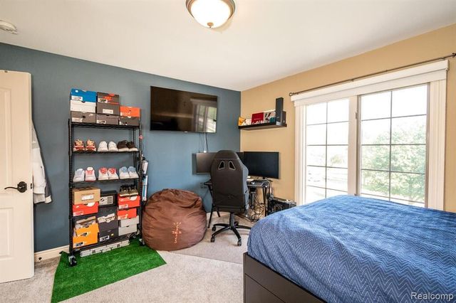 57629 Stonebriar Drive, Washington, MI 48094